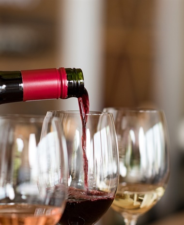 Tasting with Winemaker Erica Orr