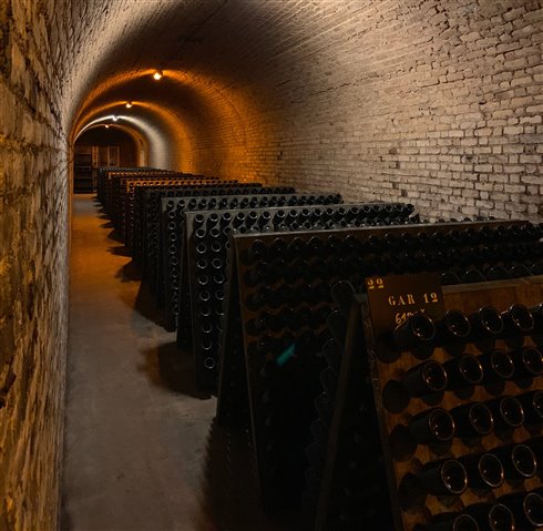 Wines stored sur pointe